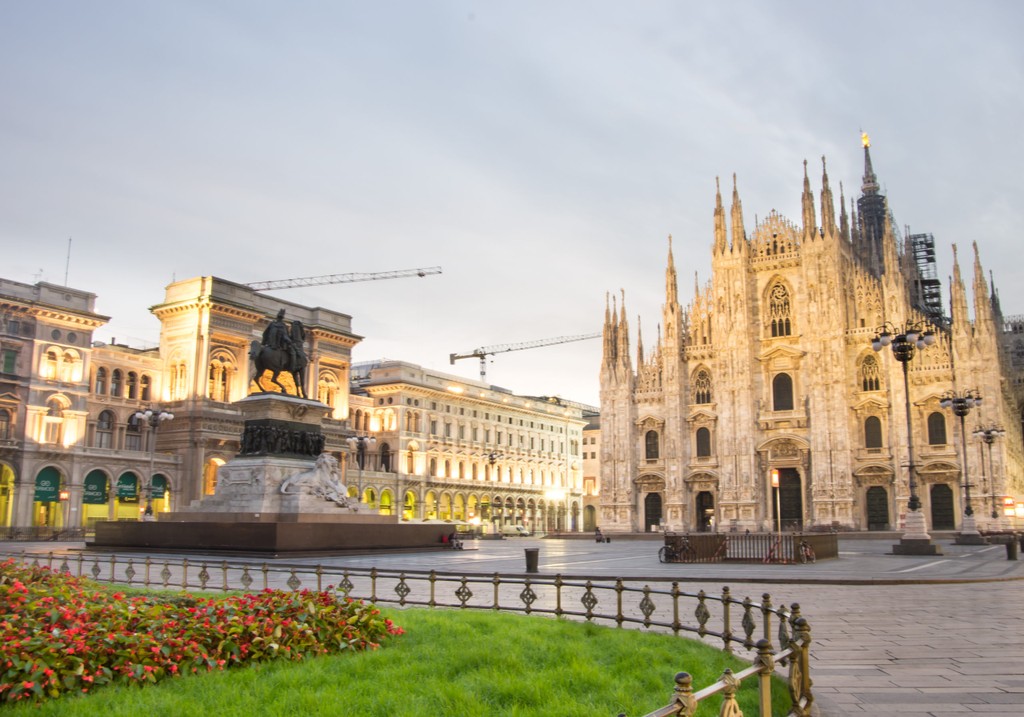 duomo milan against blue sky 