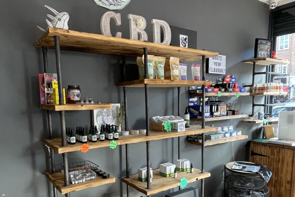 the plug shop in enfield selling cbd salts