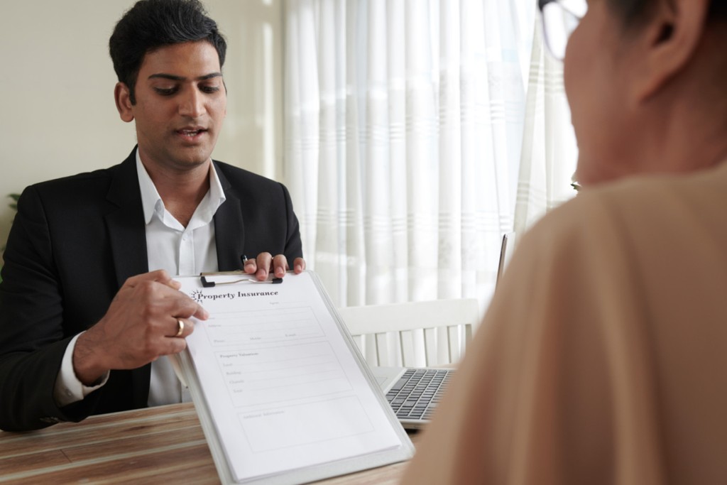 example of property maintenance manager overseeing paperwork