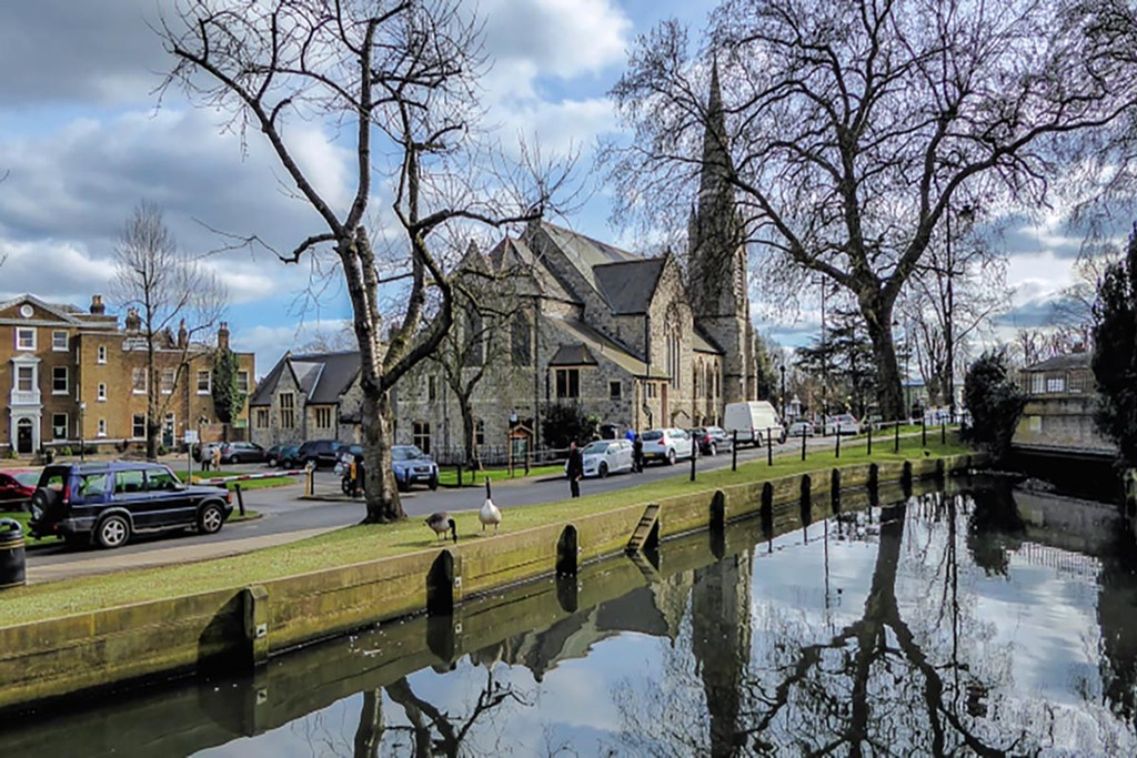 Image aif a church by the Ricer in Enfield, London