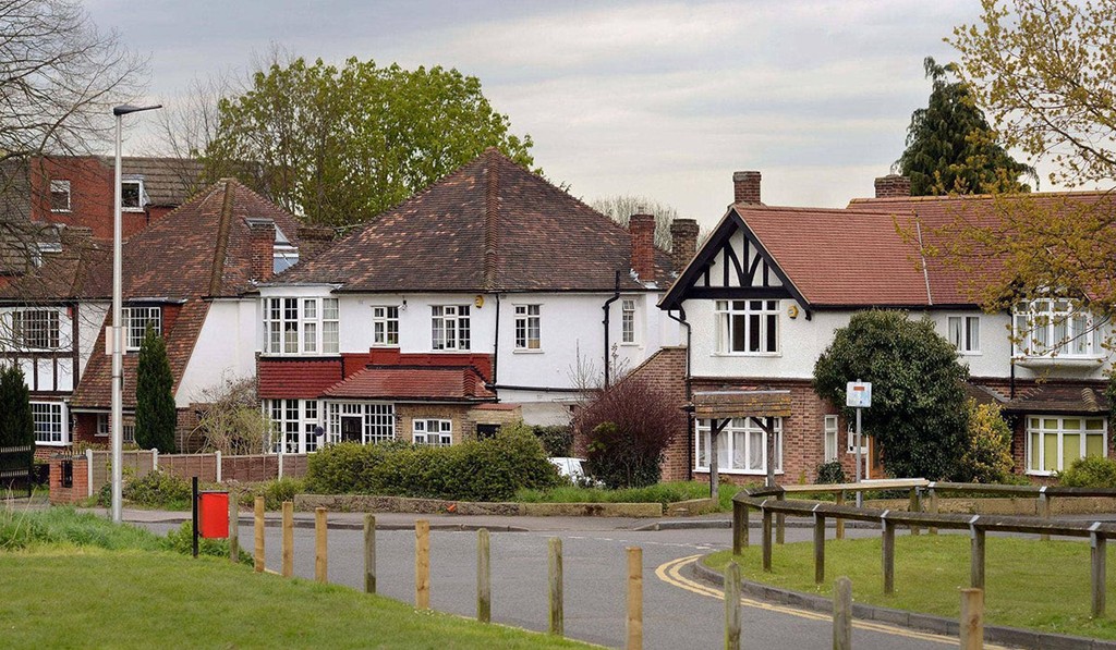 large old suburban houses in Redbridge, London