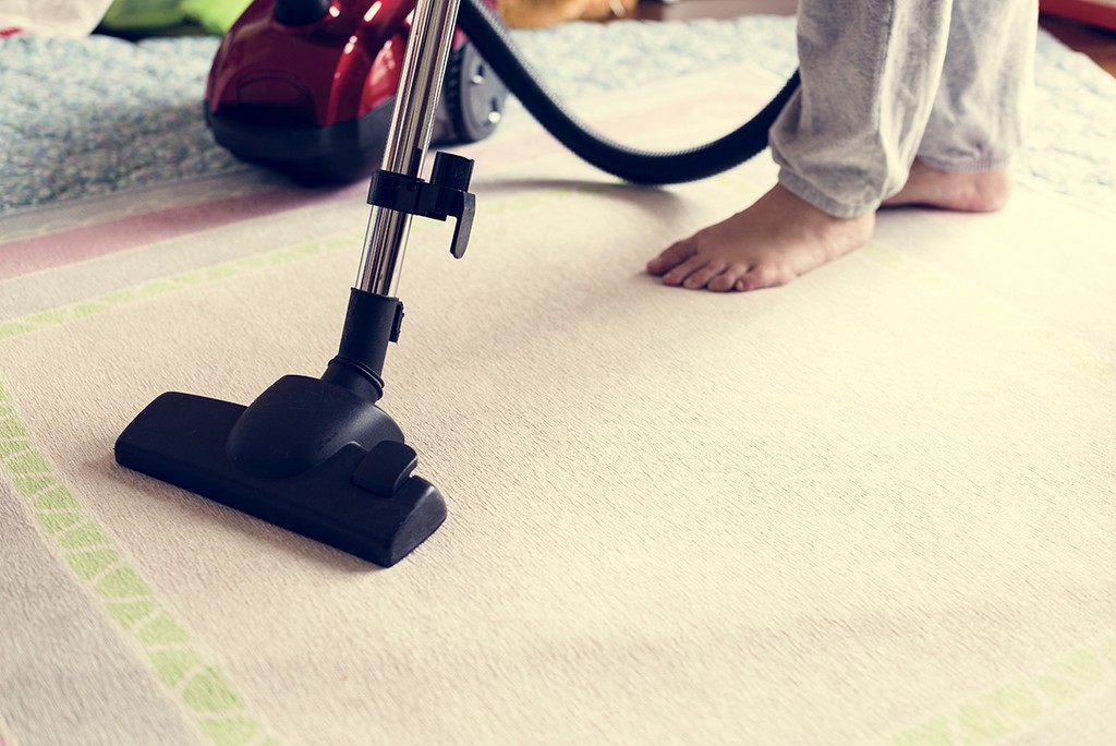 hoovering carpet to get security deposit back